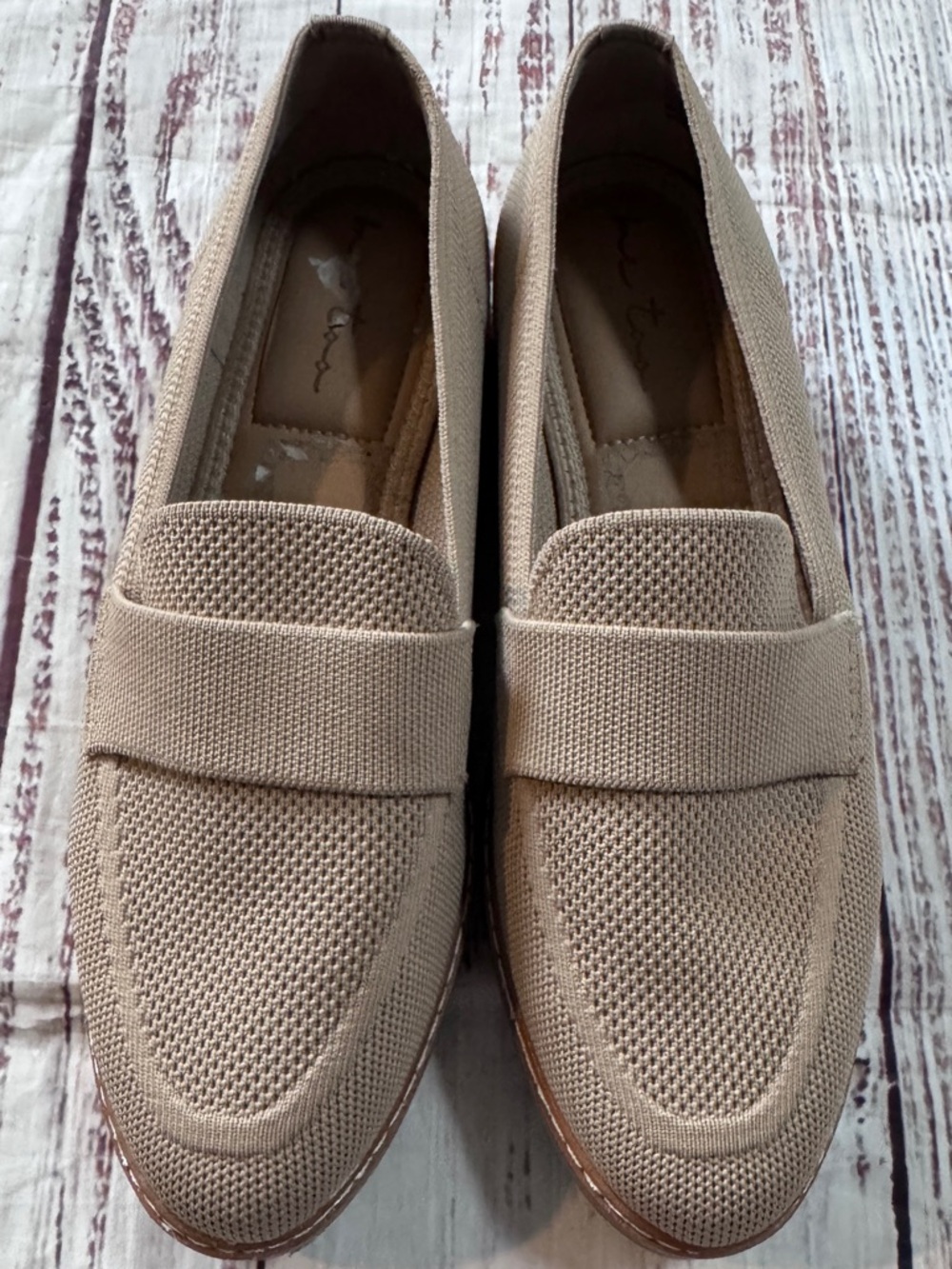 Me Too Barrett Knit Loafers Beige Size 8.5 Comfort Flats - Picture 2 of 7